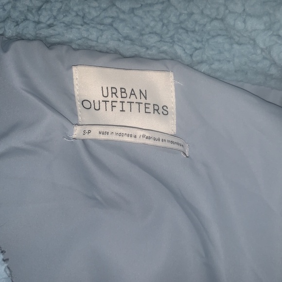 Fluffy Jacket - Picture 3 of 3